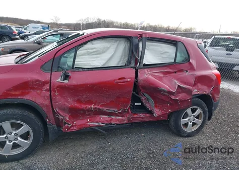 2015 Chevrolet Trax 1Ls z USA, uszkodzony, nr VIN KL7CJPSB6FB099323